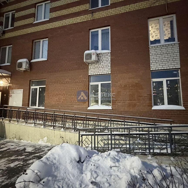 3-к квартира, 140 кв.м.