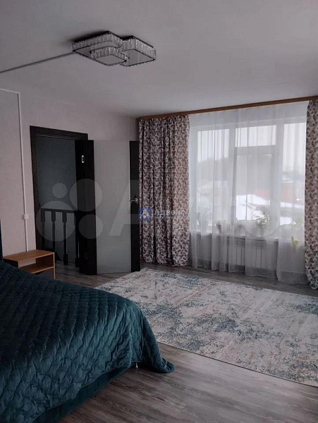 Коттедж 100 м²