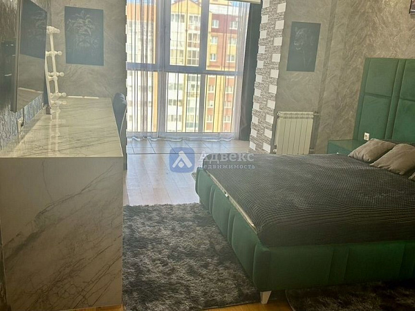 Квартира 3-комн., 95 м²