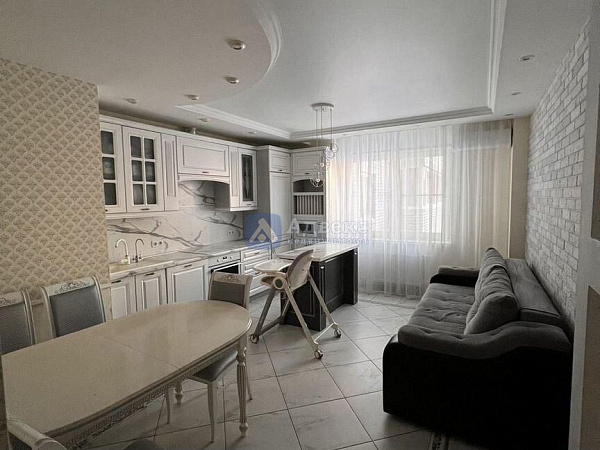 Квартира 3-комн., 83.4 м² Квартира 3-комн., 83.4 м²