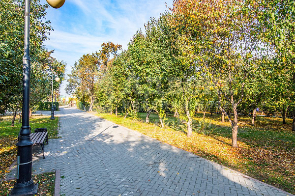 Квартира 2-комн., 90.6 м²