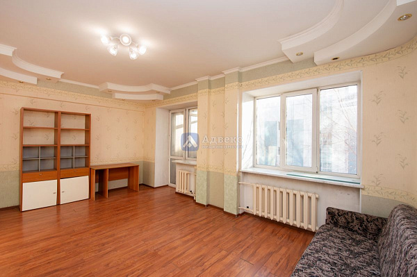 4-к квартира, 180 кв.м.