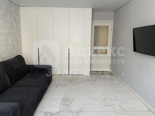 Квартира 3-комн., 87 м²