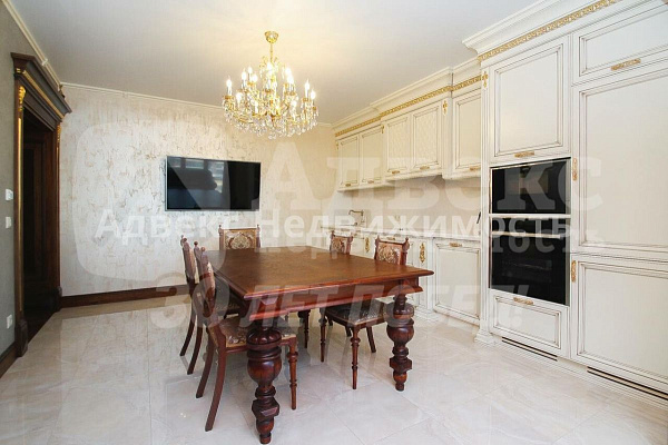 2-к квартира, 72 кв.м.