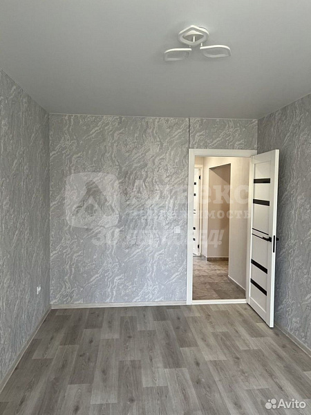 Квартира 3-комн., 63.5 м²