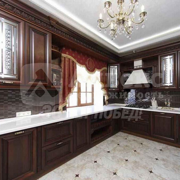 Дом, 260 кв.м.