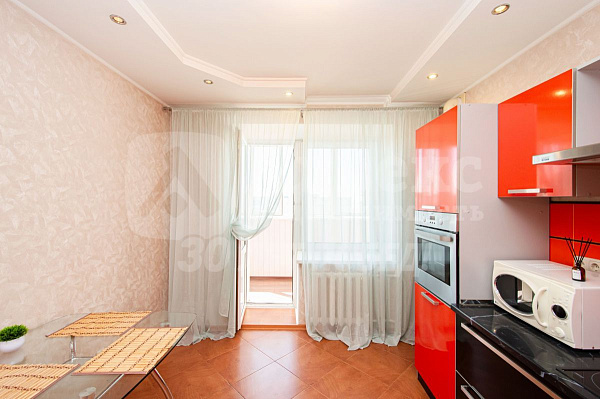 Квартира студия, 67.6 м²