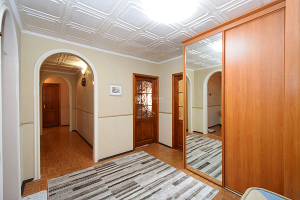 4-к квартира, 151 кв.м. 4-к квартира, 151 кв.м.