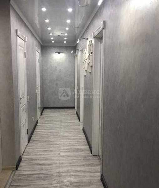 Квартира 3-комн., 76 м²