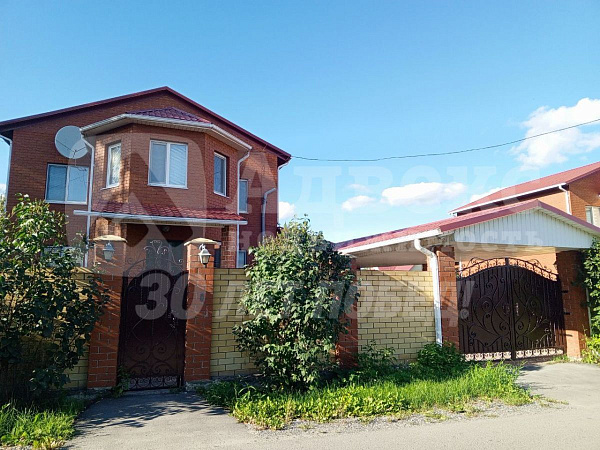 Дом 151 м²