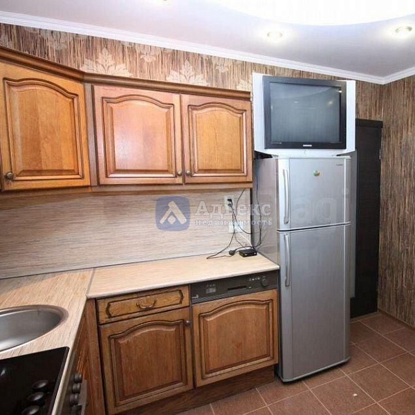 Квартира 3-комн., 92 м² Квартира 3-комн., 92 м²