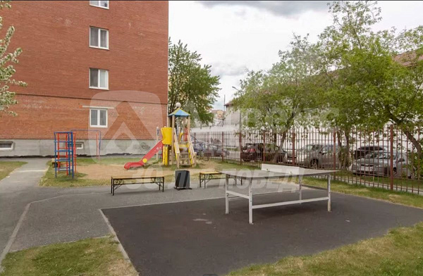 Квартира 3-комн., 96.8 м²