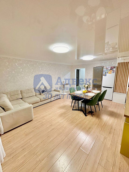 2-к квартира, 76 кв.м.