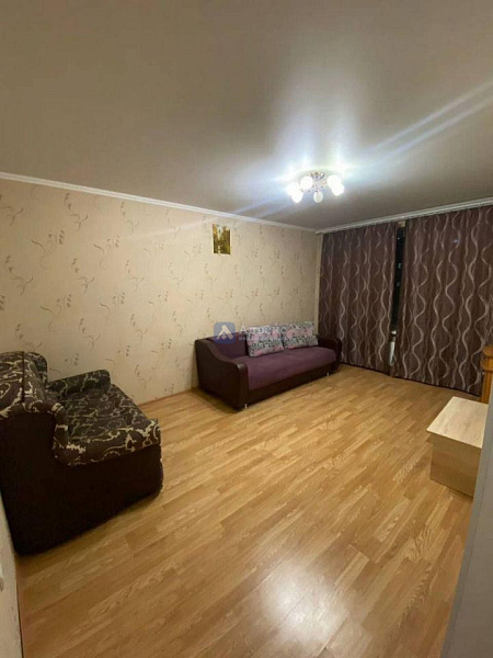 Квартира 1-комн., 38 м²