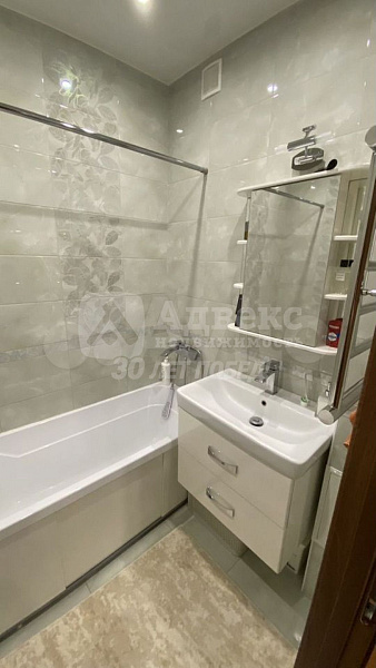 Квартира 1-комн., 45 м²