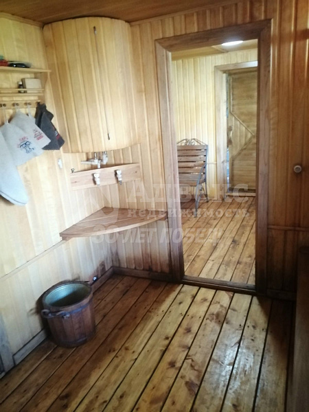 Дом, 230 кв.м.