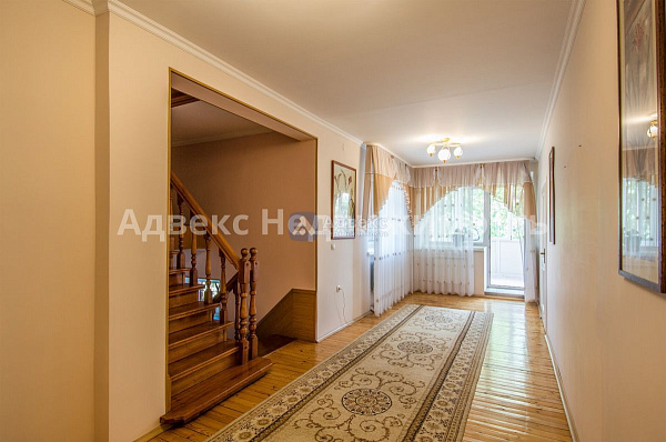 Коттедж 651.8 м² Коттедж 651.8 м²