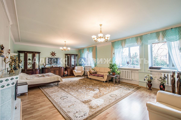 Коттедж 651.8 м² Коттедж 651.8 м²