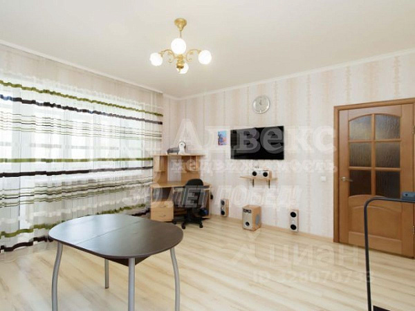 3-к квартира, 100 кв.м.