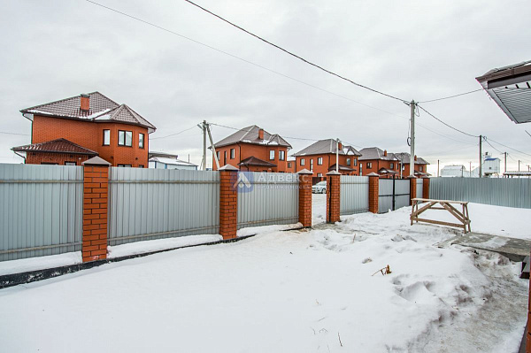 Дом, 200 кв.м. Дом, 200 кв.м.