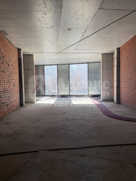 Офисные помещения 273.2 м²