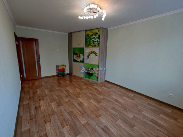 Квартира 3-комн., 92 м² Квартира 3-комн., 92 м²