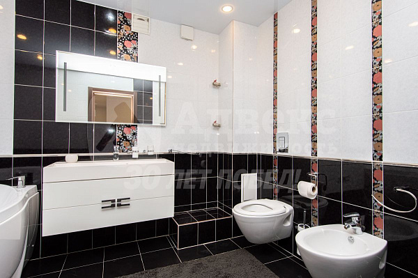 Квартира 2-комн., 93.4 м²
