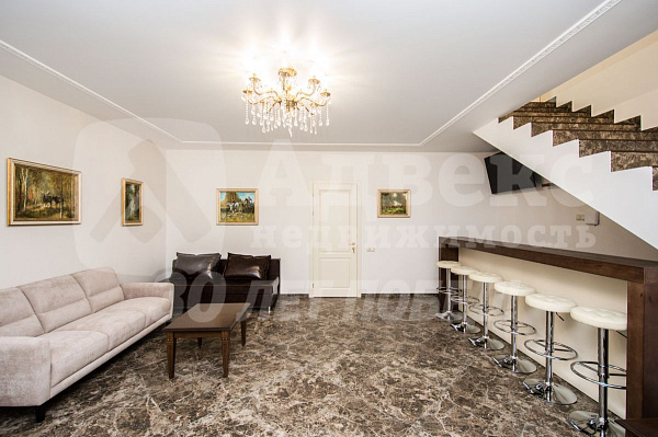 Коттедж 410 м²