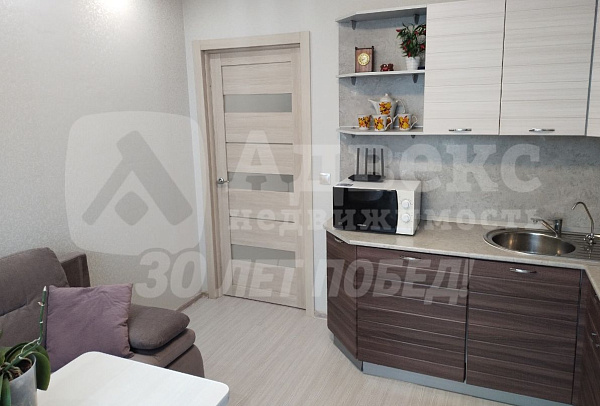 Квартира 1-комн., 43 м²