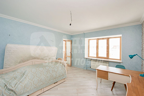 Квартира 2-комн., 80 м²