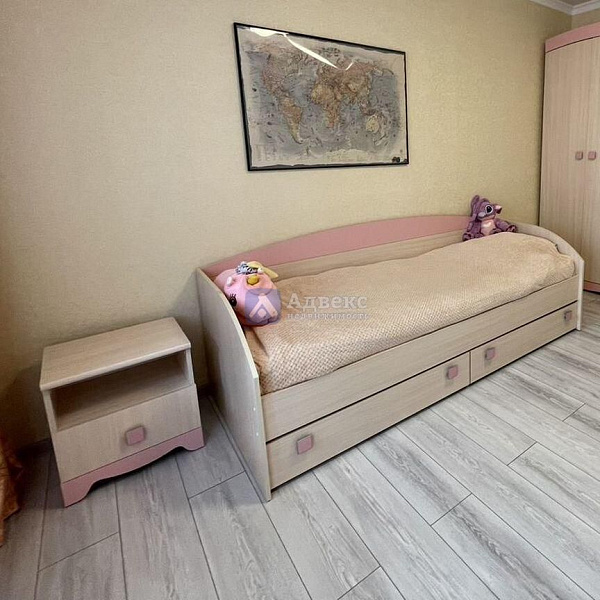 Квартира 3-комн., 92 м²