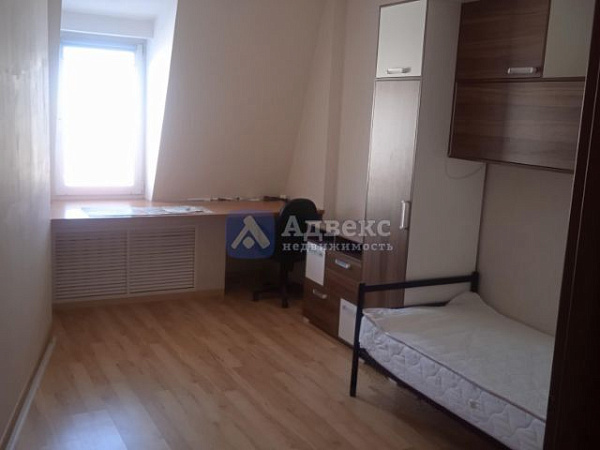 4-к квартира, 130 кв.м. 4-к квартира, 130 кв.м.