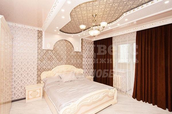 Квартира 2-комн., 80 м²
