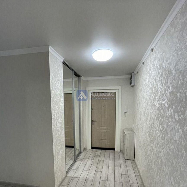 Квартира 3-комн., 92 м²