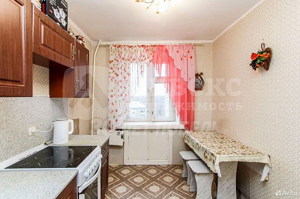 Квартира 4-комн., 74.7 м²