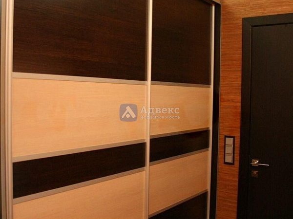 Квартира 3-комн., 100 м² Квартира 3-комн., 100 м²