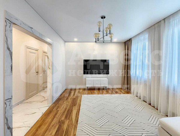 Квартира 3-комн., 70 м²