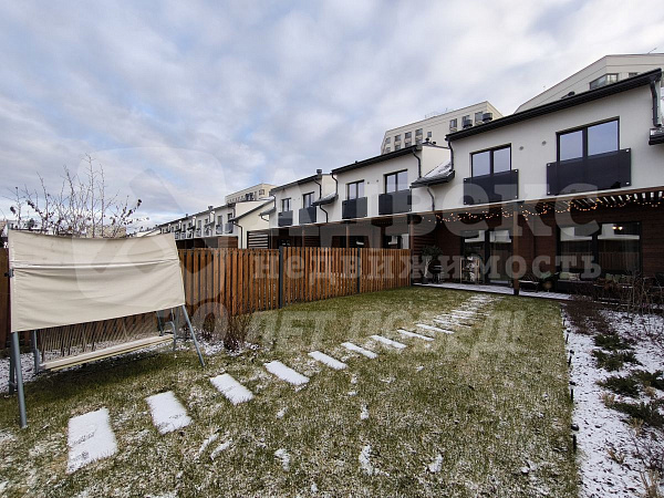 Квартира 3-комн., 144.78 м²