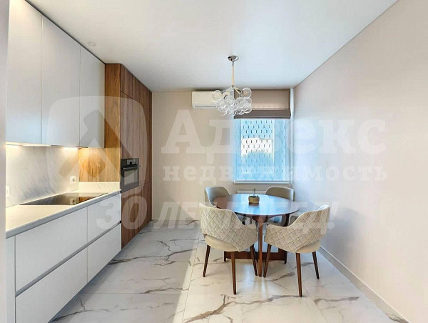 Квартира 3-комн., 70 м²