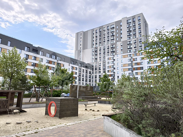 Квартира 2-комн., 74.3 м²