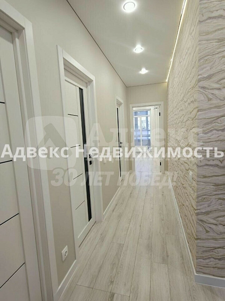 Квартира 3-комн., 103 м²
