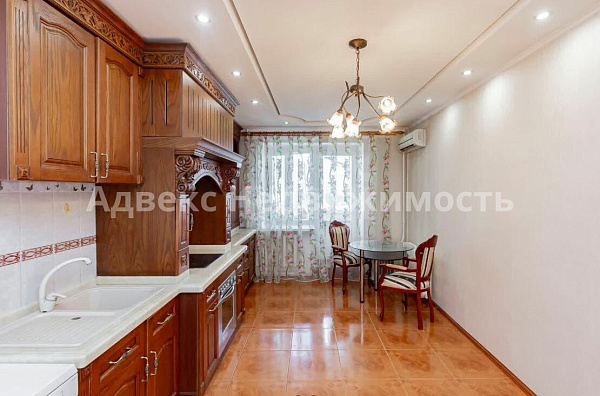 Квартира 3-комн., 92 м²