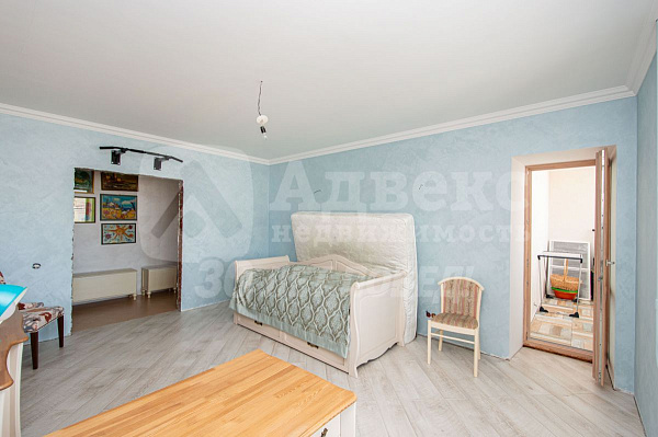 Квартира 2-комн., 80 м²