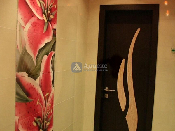 Квартира 3-комн., 100 м² Квартира 3-комн., 100 м²