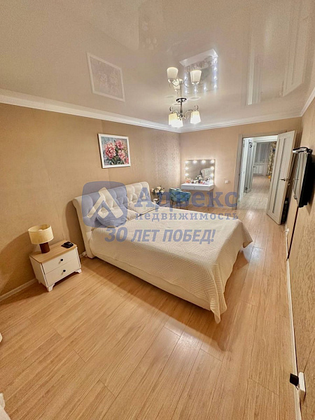 2-к квартира, 76 кв.м.