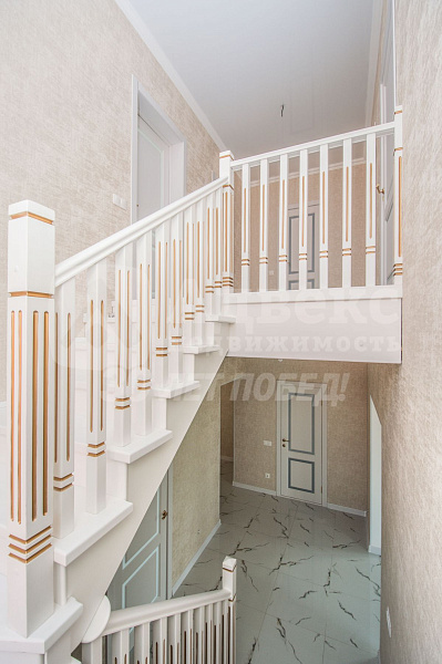 Дом, 200 кв.м.