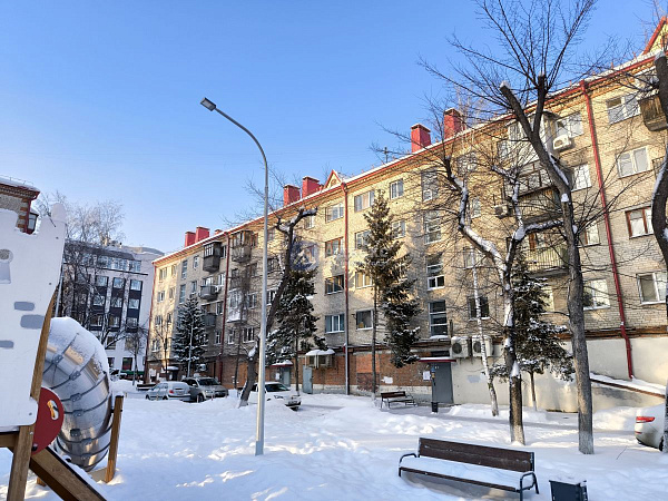 Квартира 3-комн., 55 м²