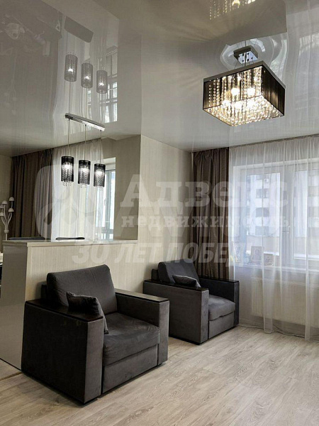 Квартира 3-комн., 76.3 м²