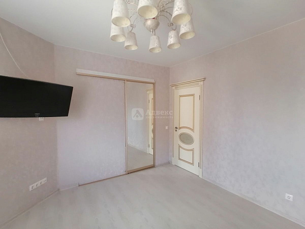Квартира 3-комн., 145.1 м²