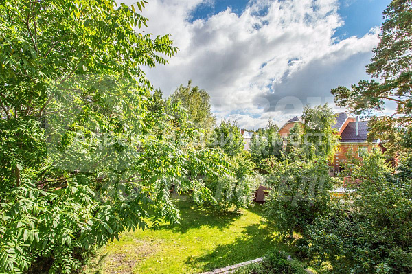 Дом, 651.8 кв.м.